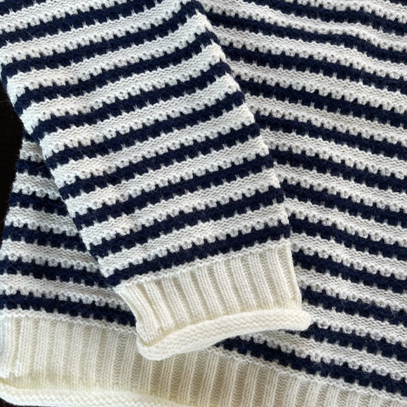 CPO Provisions "Shipment Supply" Sweater Stripe, Urban Outfitters Black&White - Picture 4 of 7